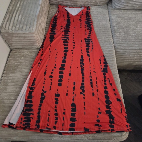 Dresses & Skirts - Womens XL Red Black Abstract Pattern Maxi Dress Sleeveless V-Neck Long